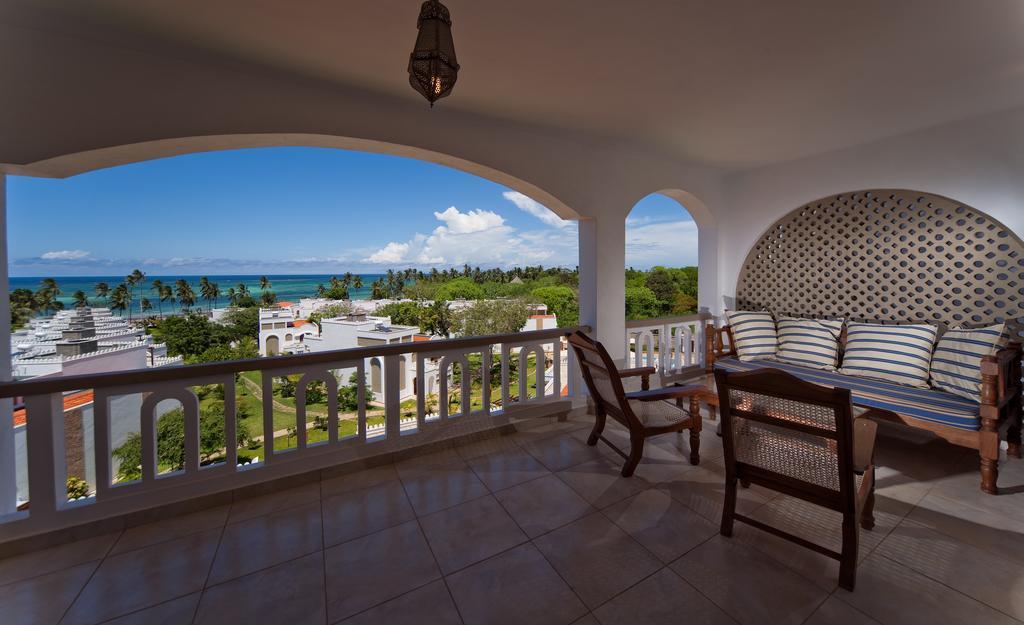 Lantana Galu Beach Diani Beach Room photo