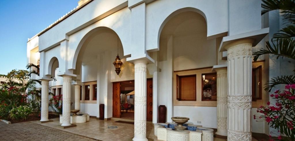 Lantana Galu Beach Diani Beach Exterior photo