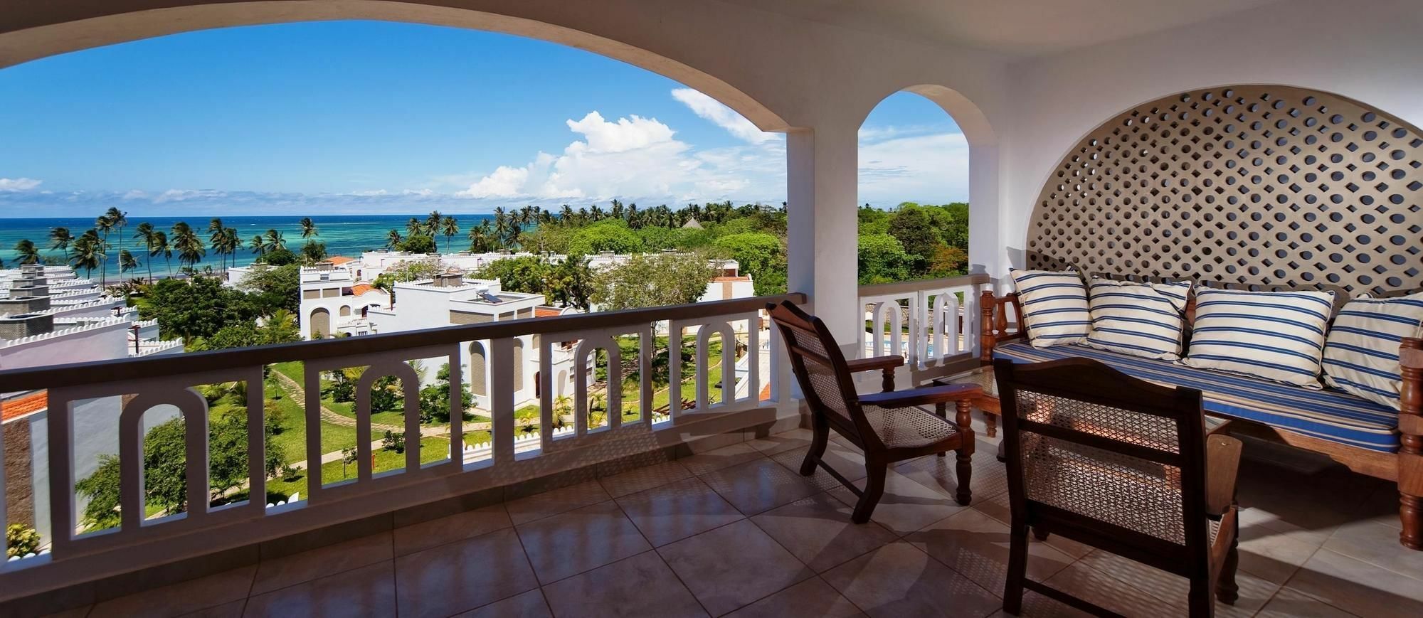 Lantana Galu Beach Diani Beach Exterior photo